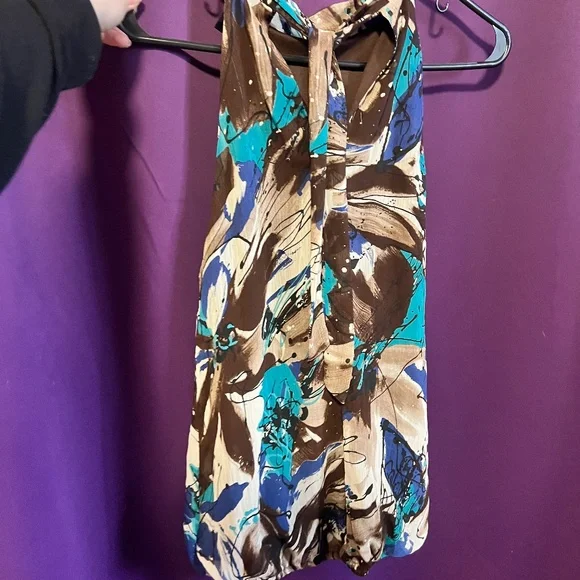 Abstract Patterned Ruffle Shirt - Picture 5 of 10